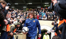 Carles Puyol anuncia su retiro del fútbol