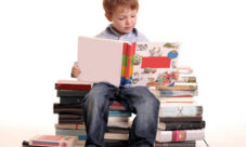 Imágenes de niños con libros