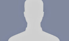 No tener Facebook te convierte en sospechoso. ¿Por qué?
