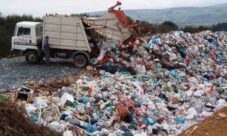 ¿Cuáles son las características de la contaminación del suelo?