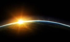 ¿Dónde sale y donde se oculta el sol?