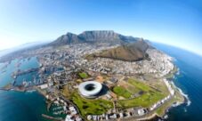 ¿Qué alberga el planeta Tierra?